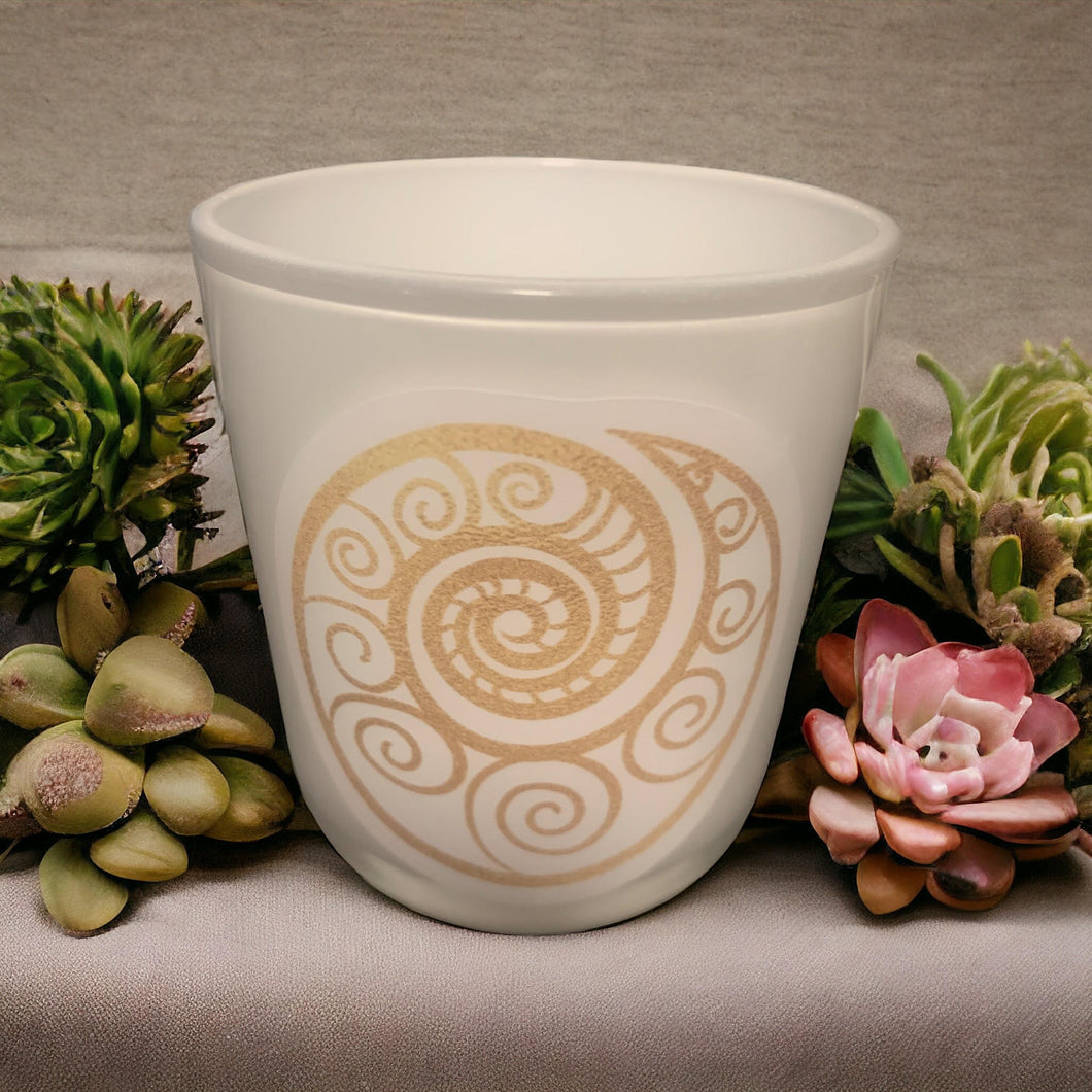 Kiwiana Style Candle - Gold Koru